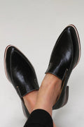 CYNTHIA – MINIMALIST LOAFERS WITH MODERN REFINEMENT