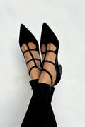 Chimene - Elegant Pointed Ballerina
