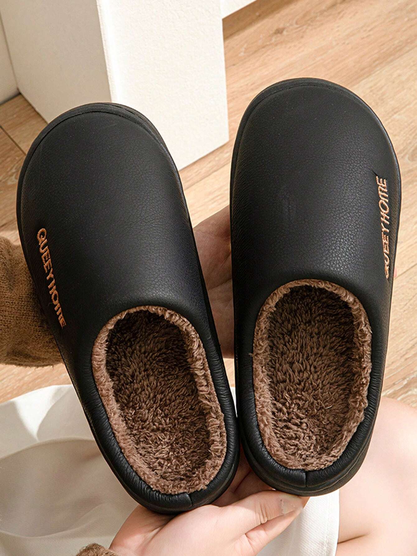 Jarran - Alpine Ember Slides