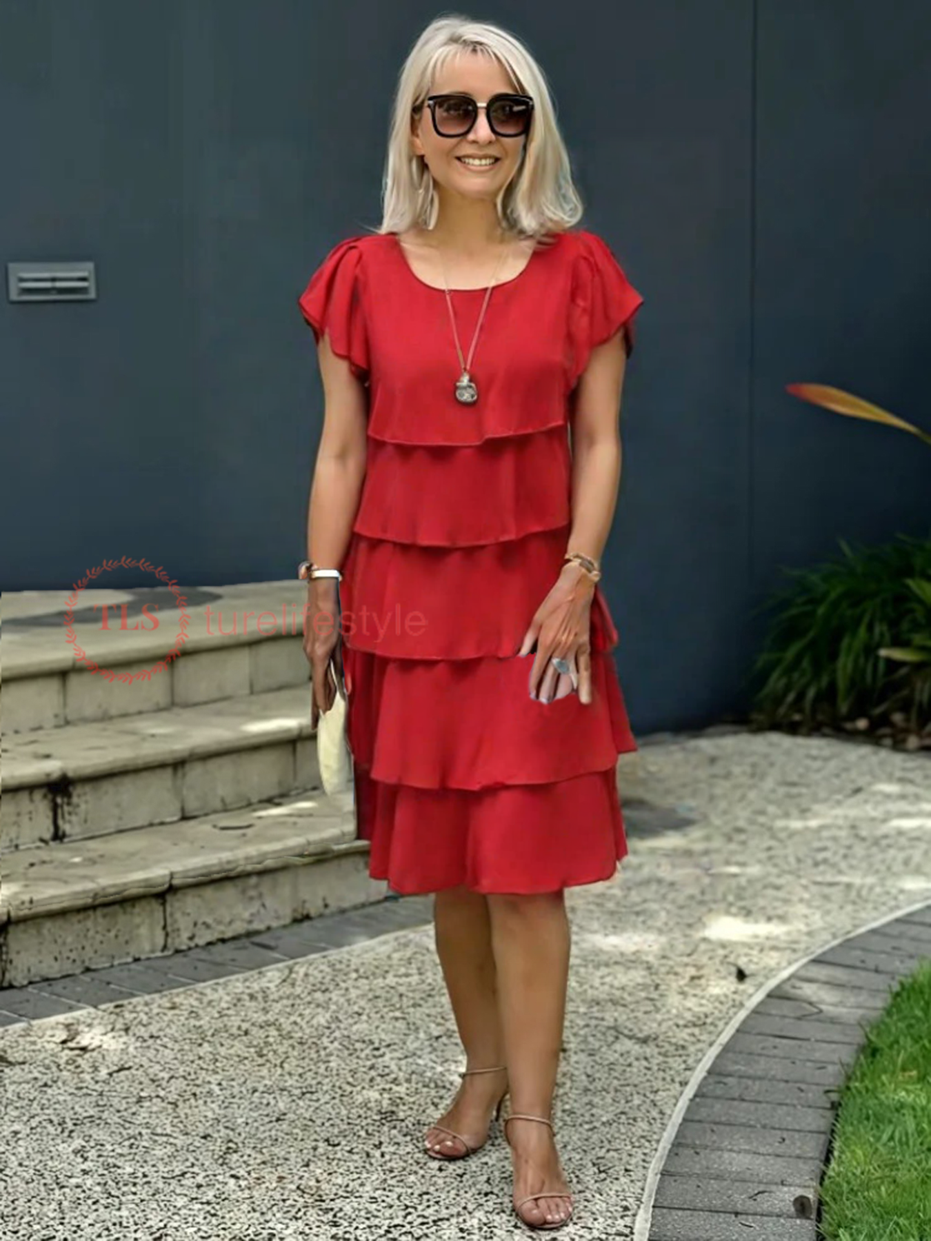 Grace - Effortless Elegance and Feminine Charm