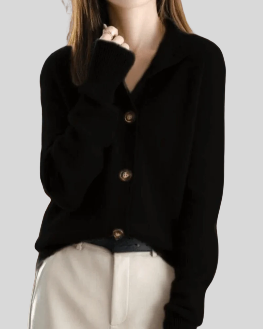 MIRELYSSA – RETRO-STYLE KNITTED GILET WITH ELEGANT DESIGN