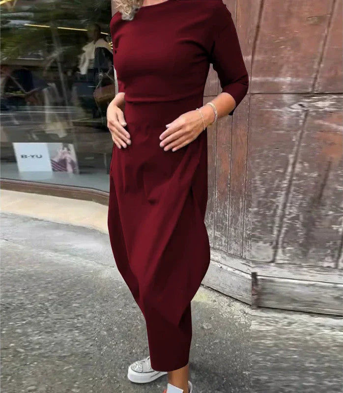 Elizabeth - Timeless Dress with Practical Sophistication
