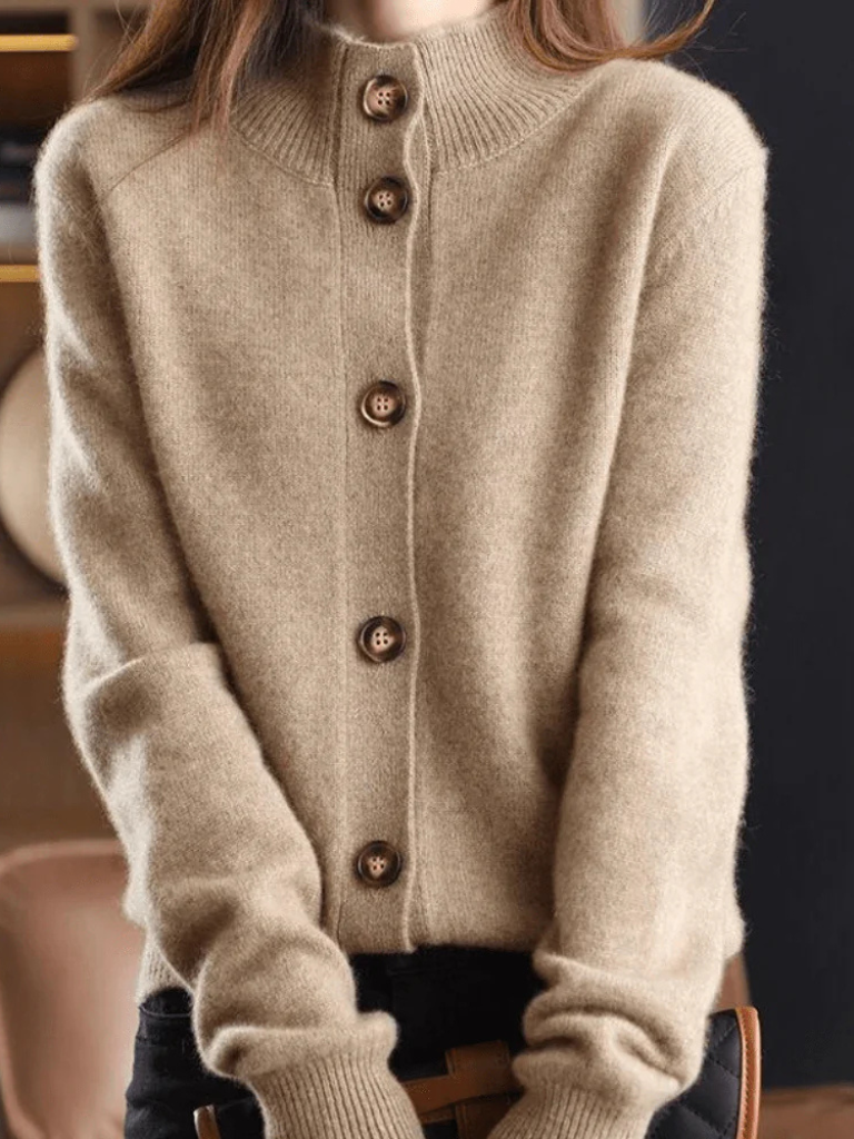 SOFIA - BUTTON CARDIGAN