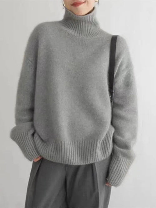 Amaya - Luxe Cashmere Turtleneck Sweater