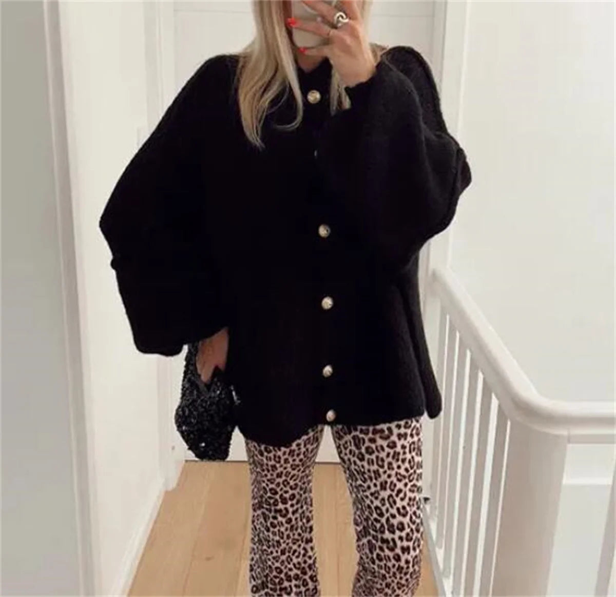 Chani - Elegant Loose Sweater