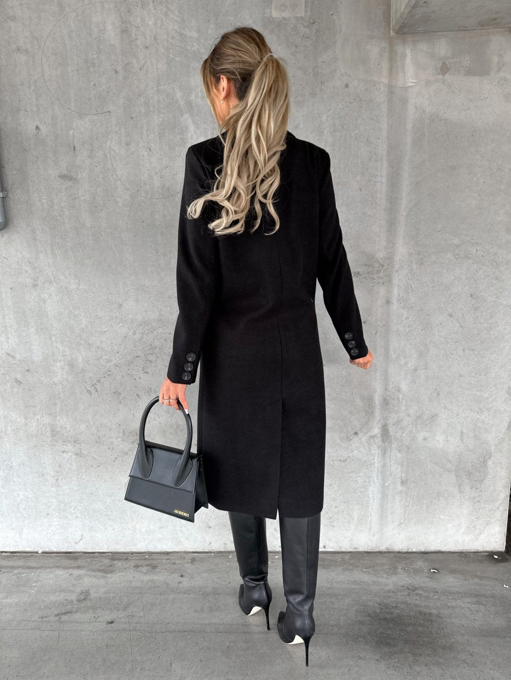 Jolie - Timeless Coat