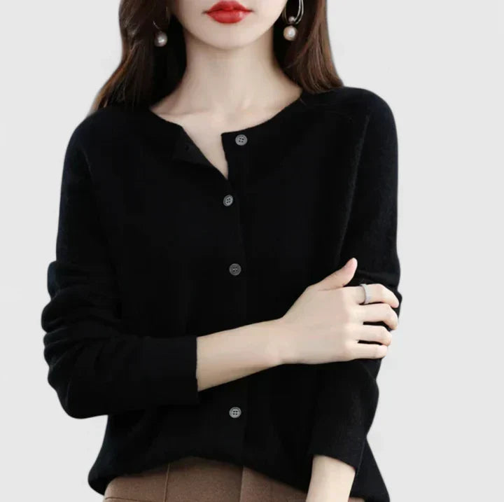 Sarah - Comfortable Cardigan