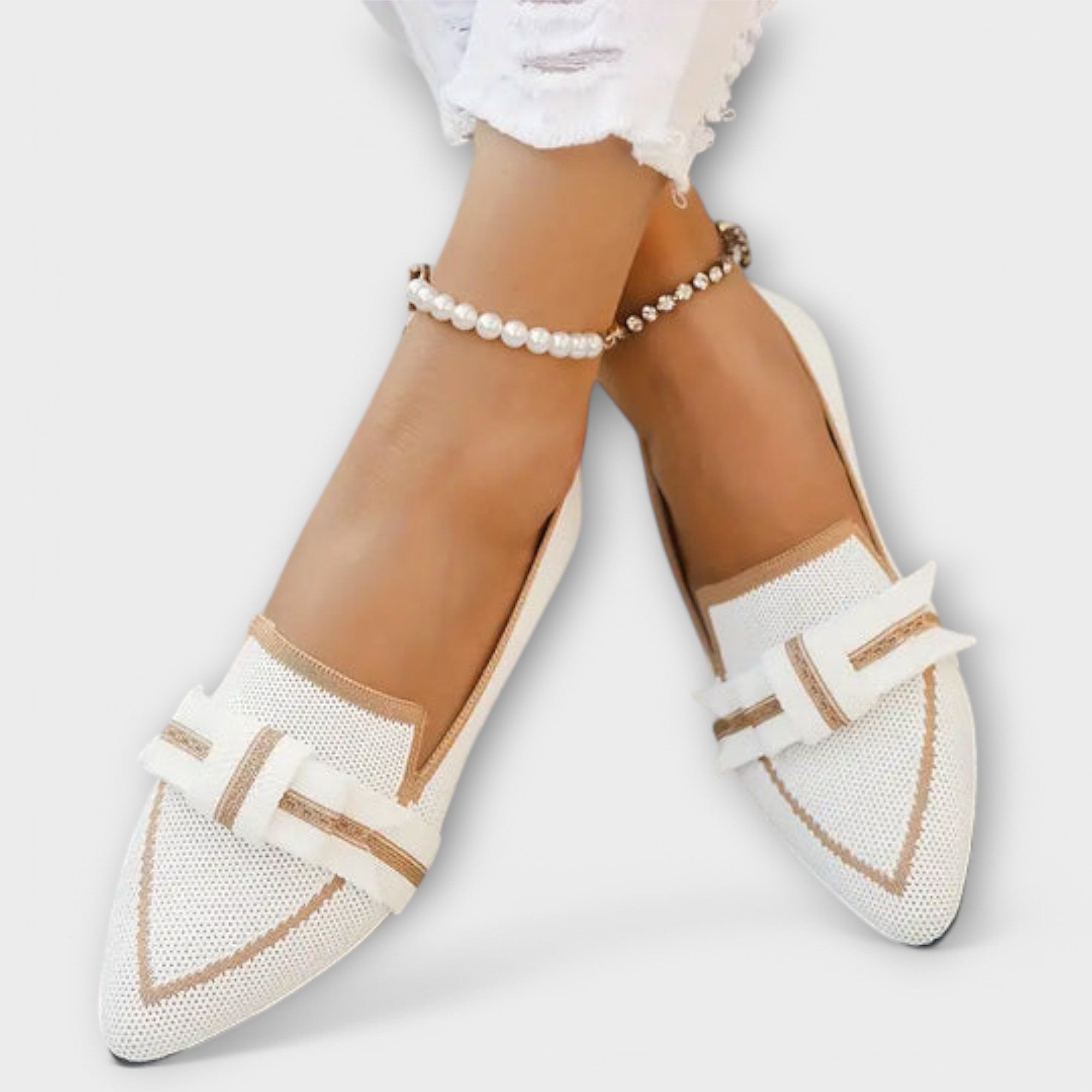 Flat Women's Shoes with Tied Design