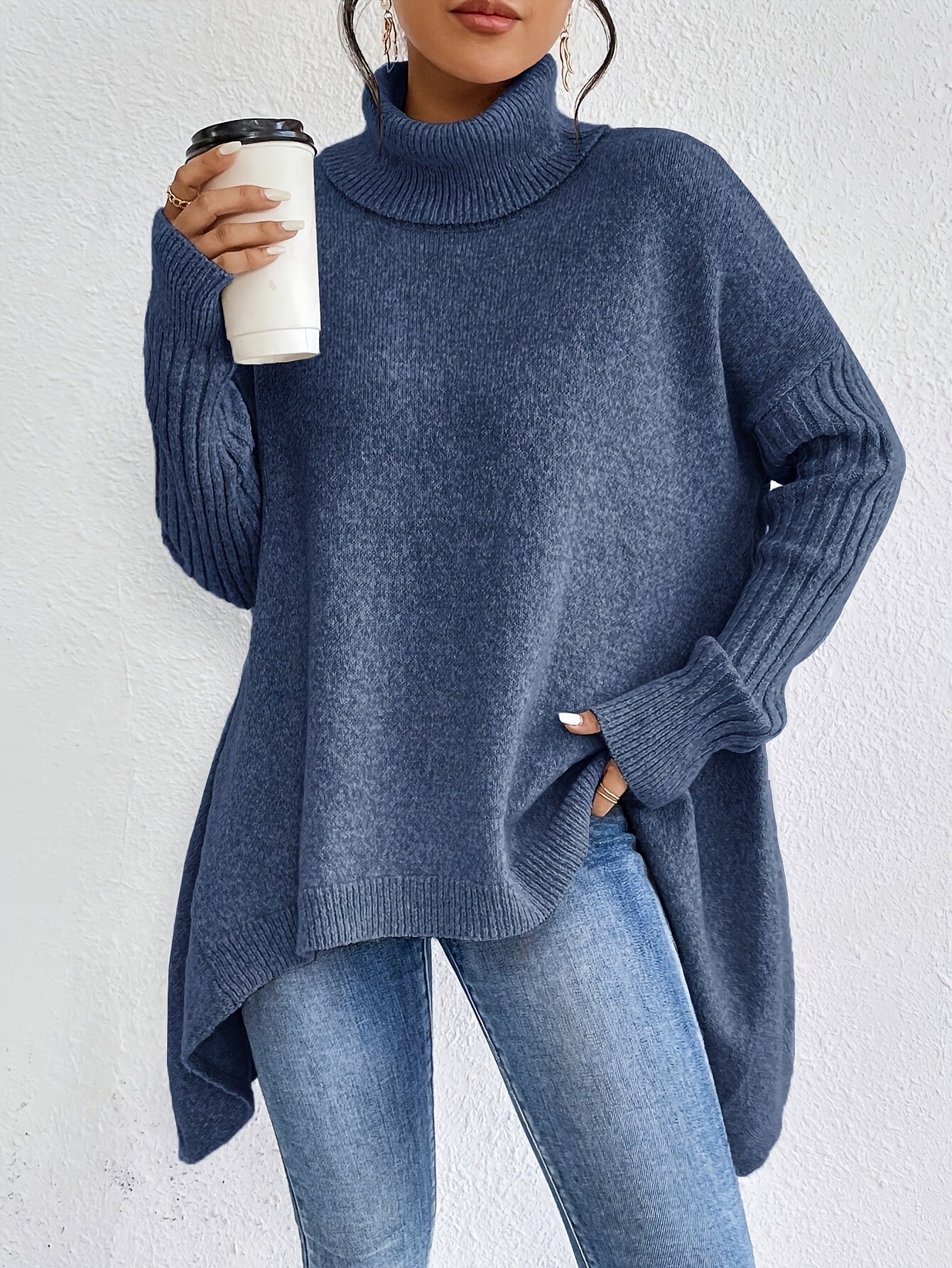 THALIORA – OVERSIZED TURTLENECK SWEATER
