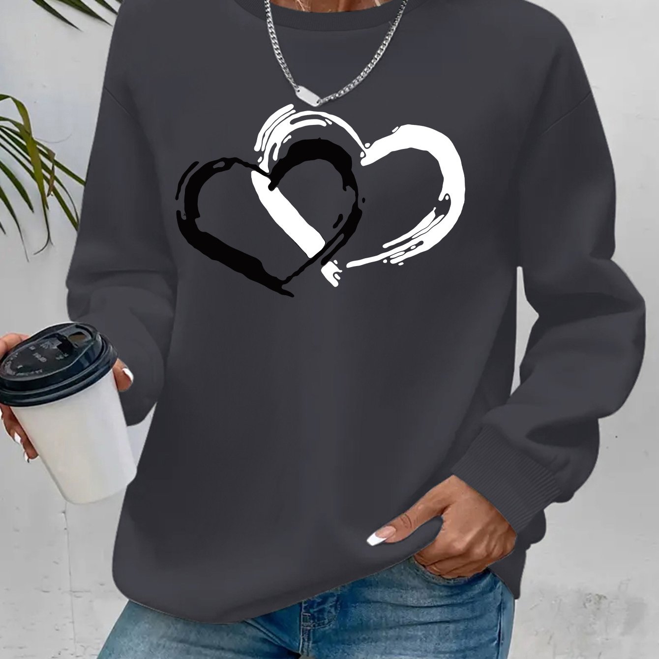 FAERELUNE – ELEGANT HEART SWEATER