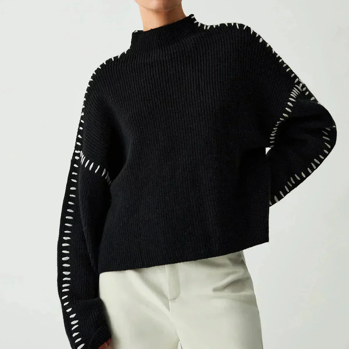 Nia - Cozy Sweater